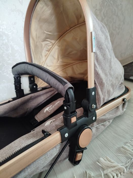 Продам коляску teknum