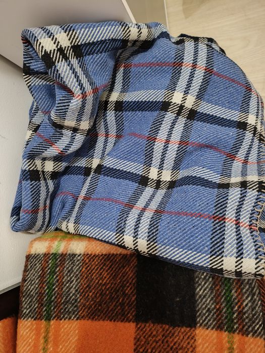 Неизползвани 3 одеала родопски и други с вълна
