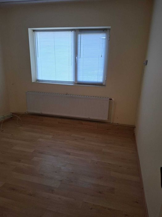 Vanzare apartament 3 camere