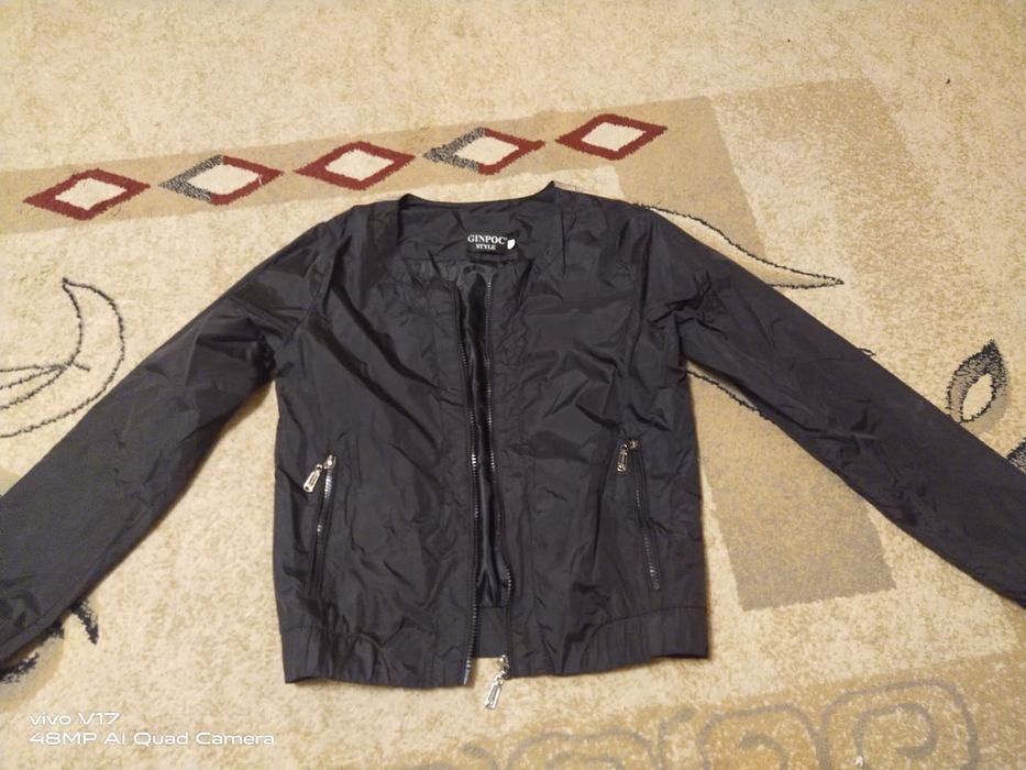 Ветровка размер 42-44