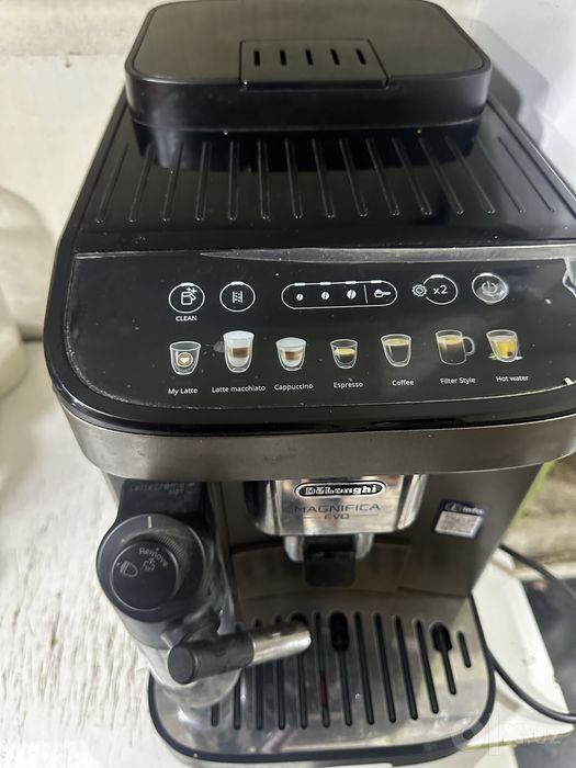 Кофе машина «DeLonghi MAGNIFICA EVO”