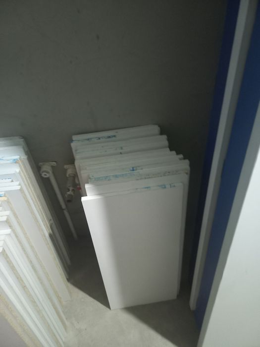Продаётся срочно и очень дёшево мебельное дерево