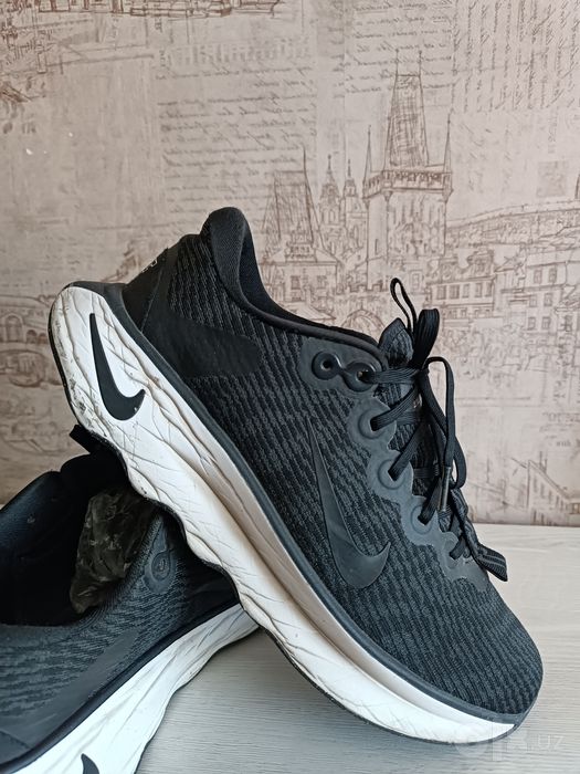 Оригинальные кроссы Nike