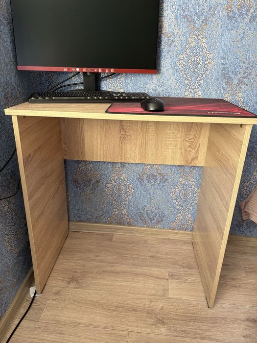 Стол небольшой 75x45