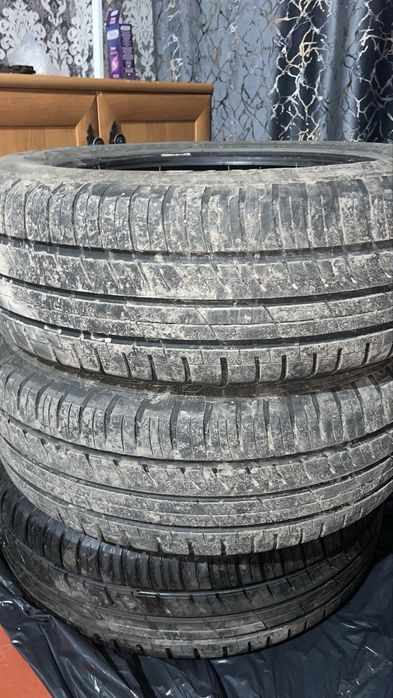 Продам комплект летней резины, откатала сезон