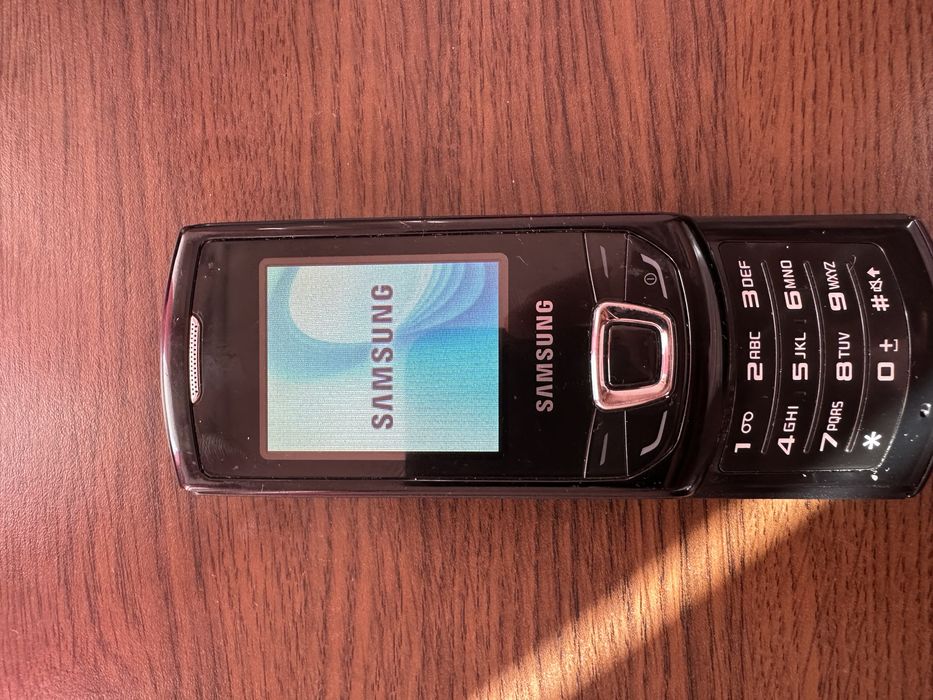 samsung GT-E2550
