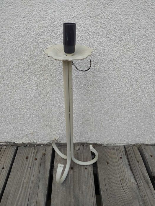 Лампи от ковано желязо