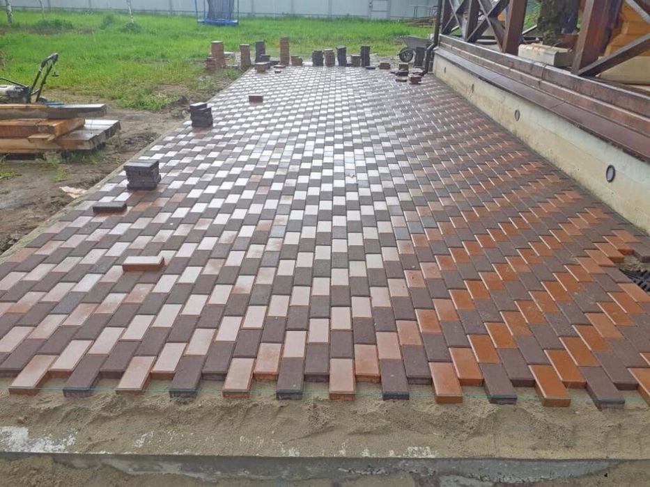 Профессиональная укладка брусчатки
