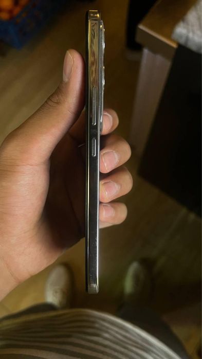 vivo V40 Lite sotiladi xolati ideal ovotkanilada o’zila tekshirib olas