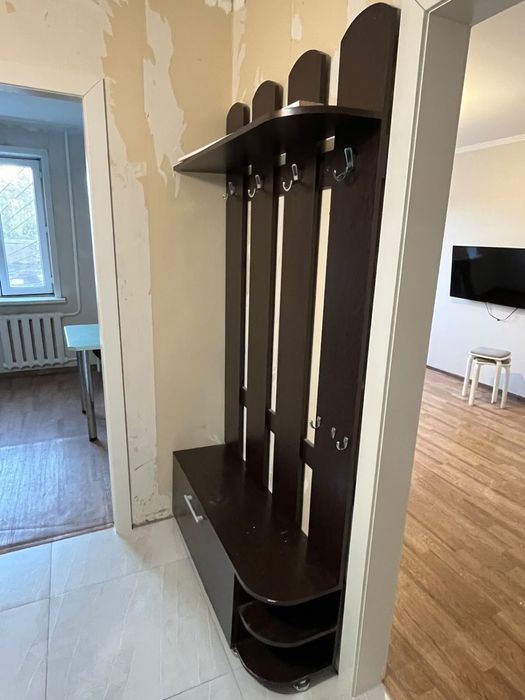 Продам шкавчик для прихожей