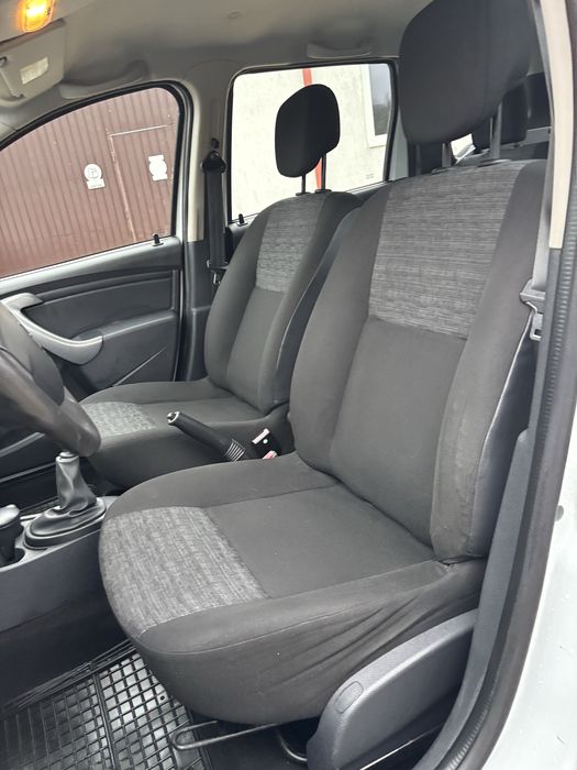 Dacia Duster - 2011 - 1.6-16v - 4x4 - Ac