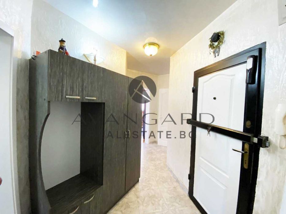 Продава се Тристаен апартамент в Пловдив, Кършияка - 110 кв.м за 1819 €/кв.м - Снимка #9