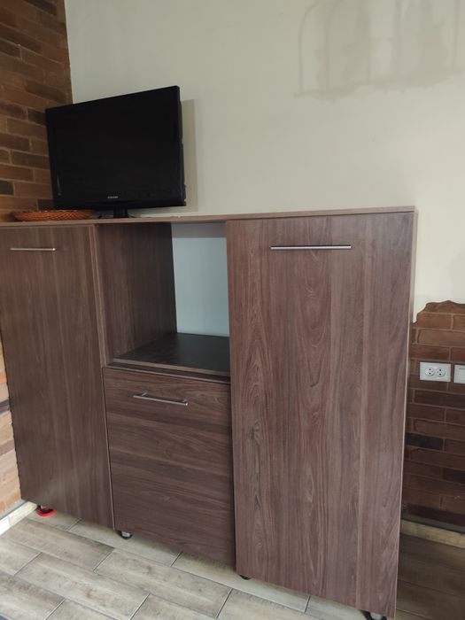 Мебель кухонный гарнитур , шкаф