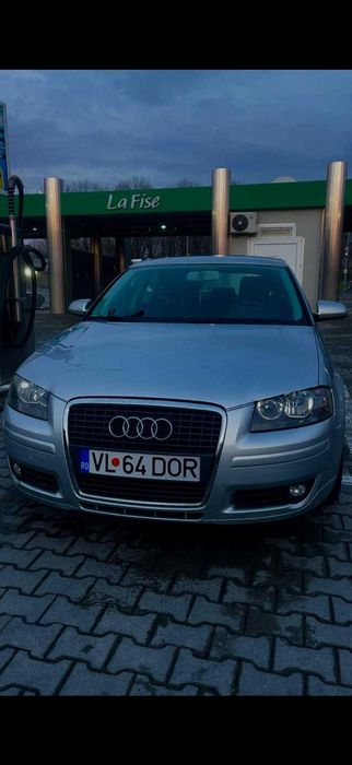 Masina audi a3.