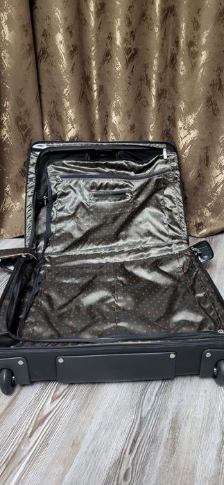 Чемодан кожаный Pierre Cardin