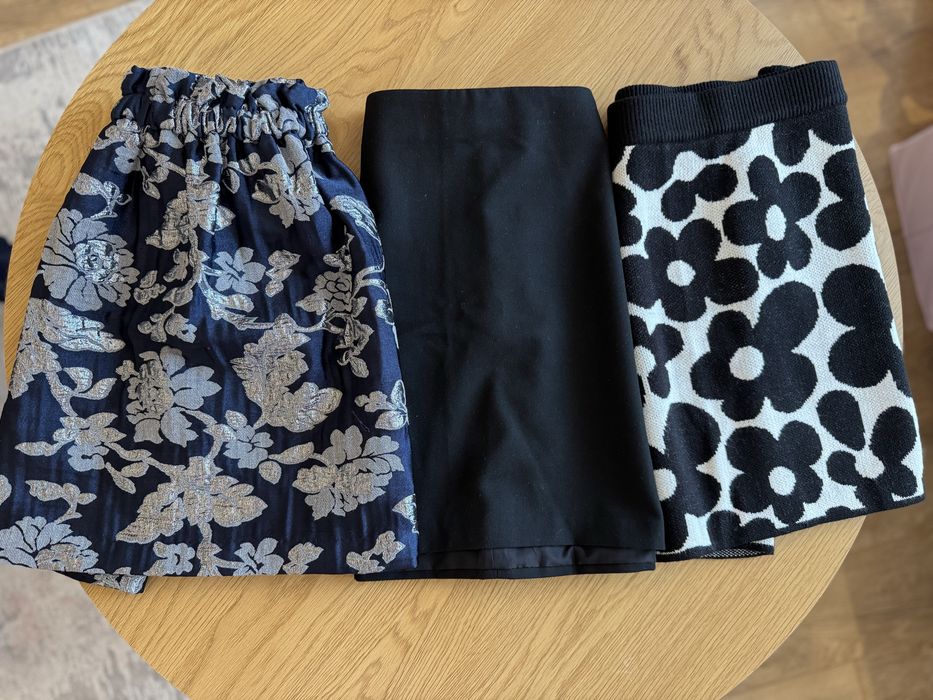 Къси дамски поли