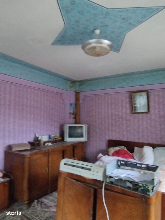 Valea Rosie, casa