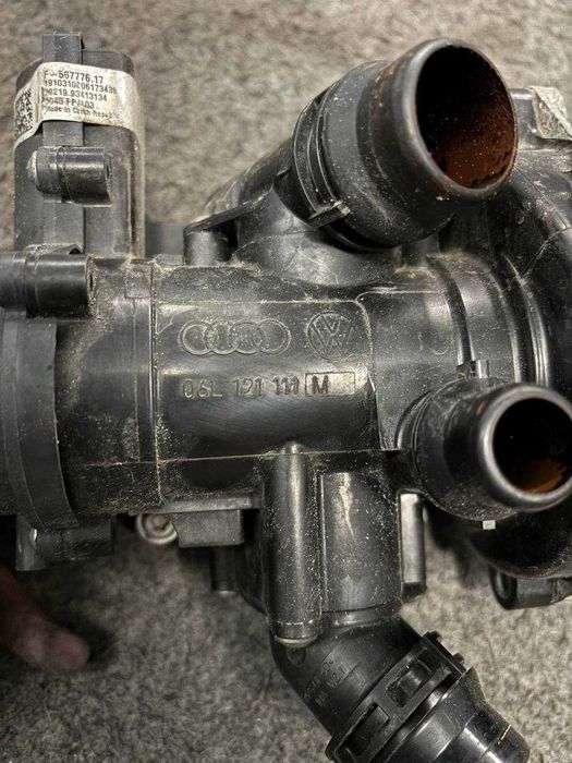 Pompă de apă cu termostat VW Audi Skoda TSI