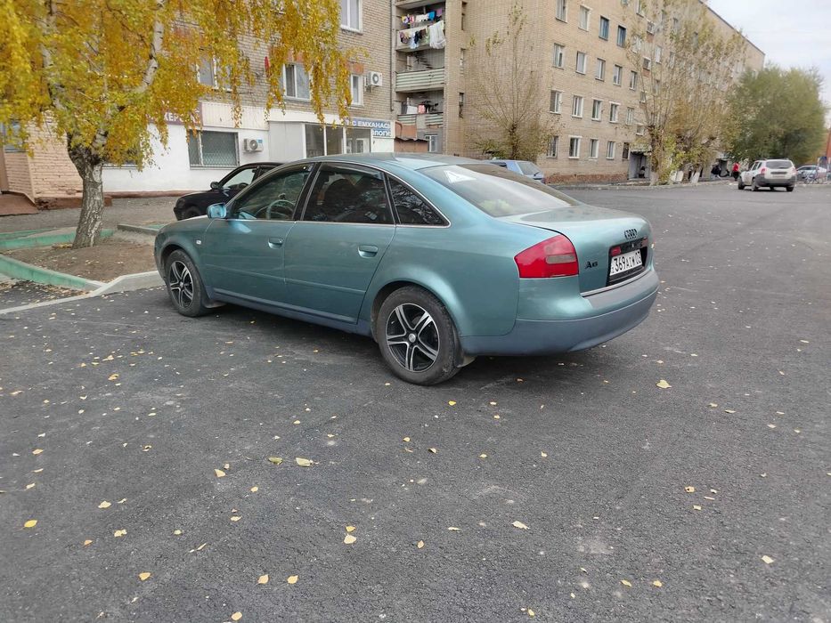 Продам машину Audi A6