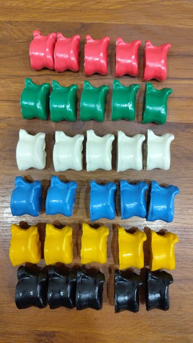 Продам асыки разных цветов