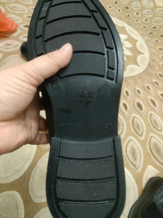 Продам кожаные мужские туфли