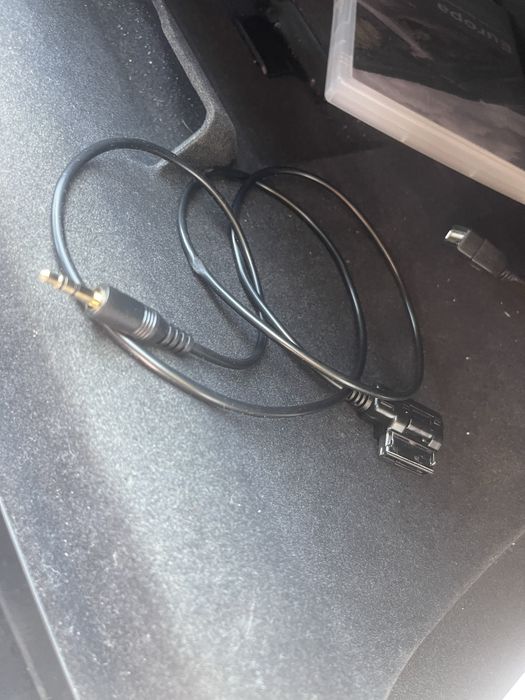 Mufa aux iphone vw audi skoda AMI MMI muzica auxiliar etc am si usb