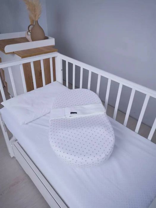 Кокон для новорожденных малышей