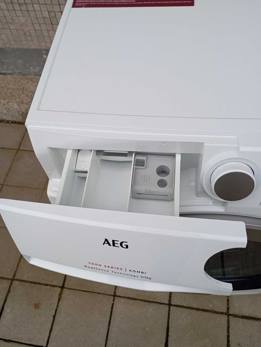 Пералня Аег Комби