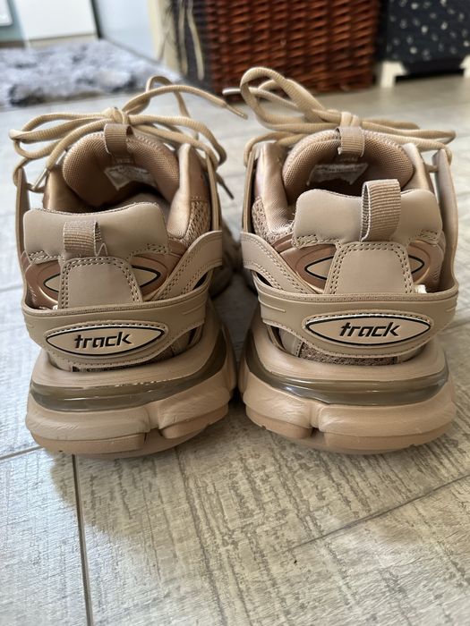 Balenciaga track beige