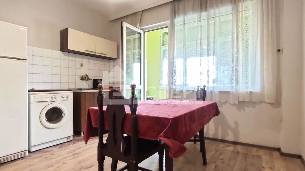 Продава се Тристаен апартамент в Пловдив, Христо Смирненски - 129 кв.м за 1202 €/кв.м - Снимка #8