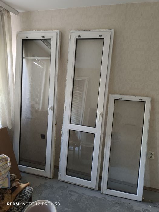 Продавам готови пвц и алуминиева дограма врати, и врати прозорци