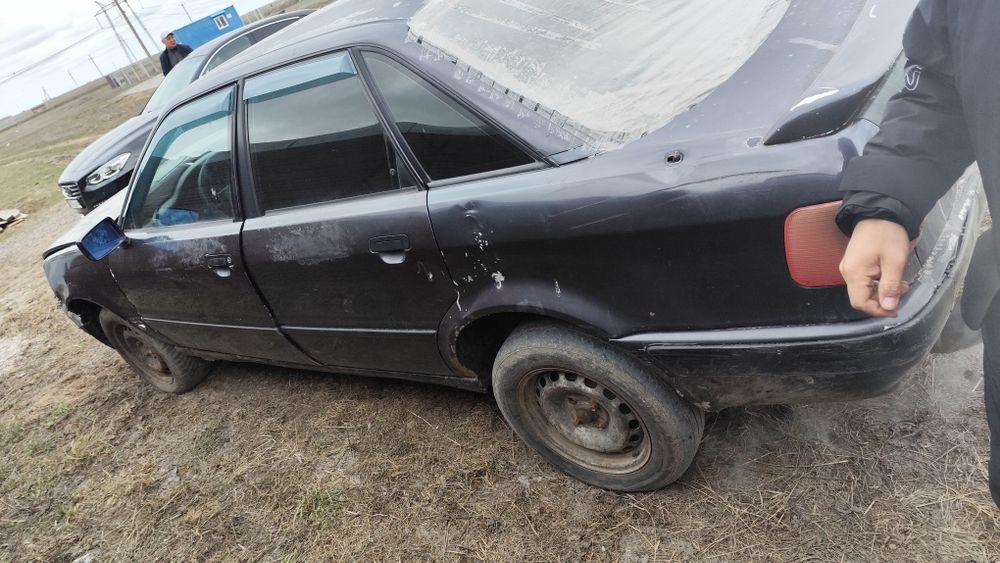 Ауди б4 на разбор всё есть