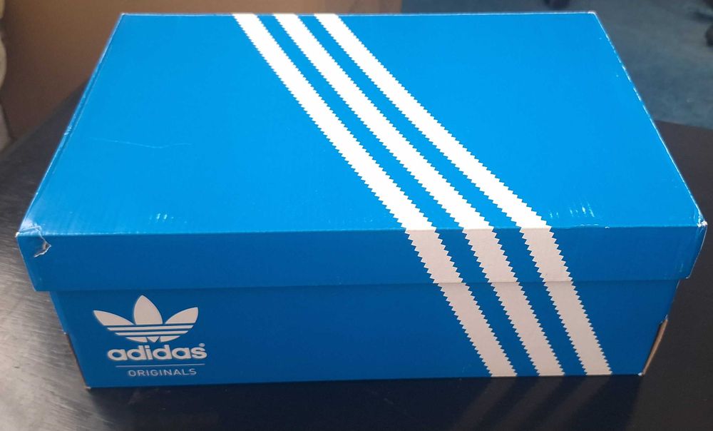 Маратонки Adidas ZX-750