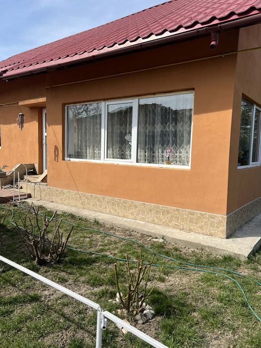 Vând casă sat Mălăiești