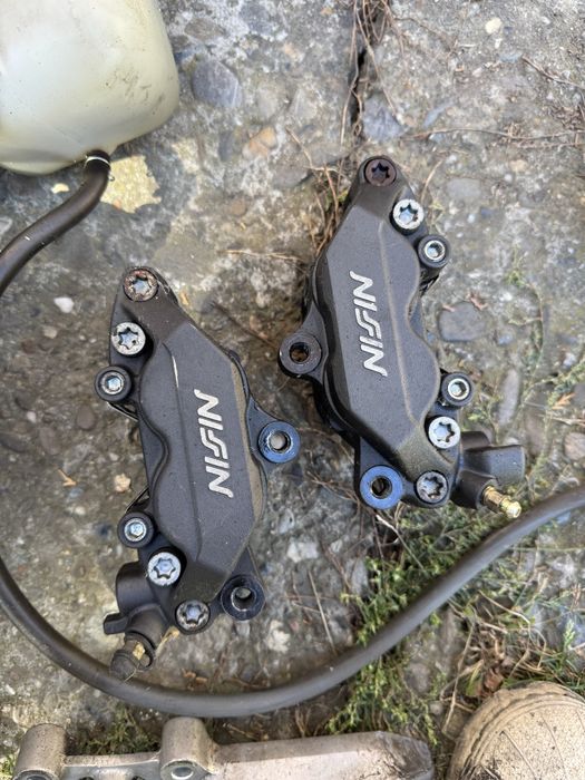 Dezmembrez Honda CBR F4i