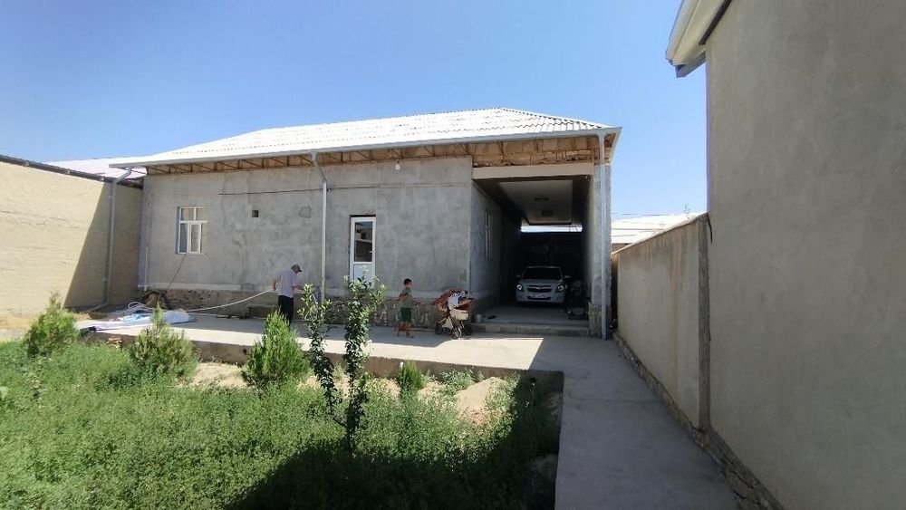 Hovli sotiladi Farxod sqvxozda
