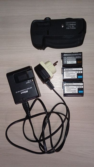 Nikon d7000 + комплект