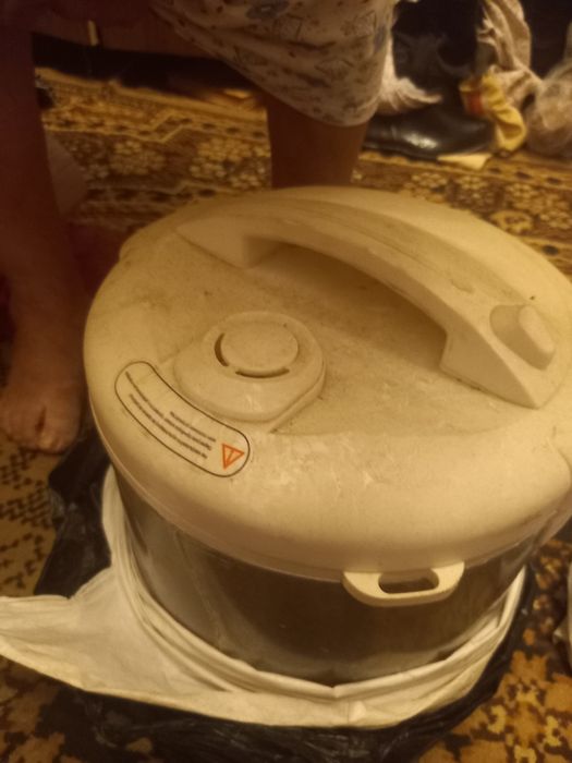 Скороварка ва блендер сотилади