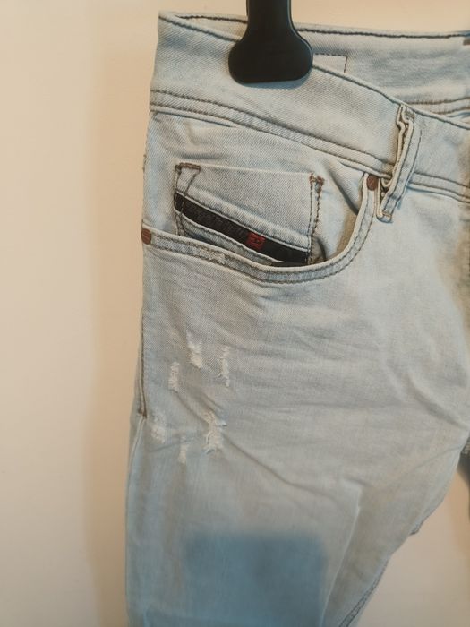 Blugi Diesel W30