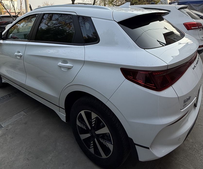 BYD E2 ideal holatda