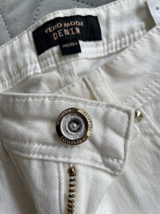 бял панталон Vero moda S