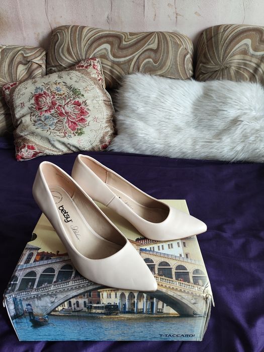 Туфли женские продам