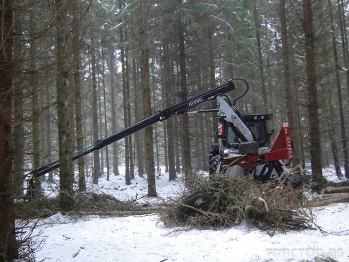 Харвестер за дърводобив HYPRO 755 с кран
