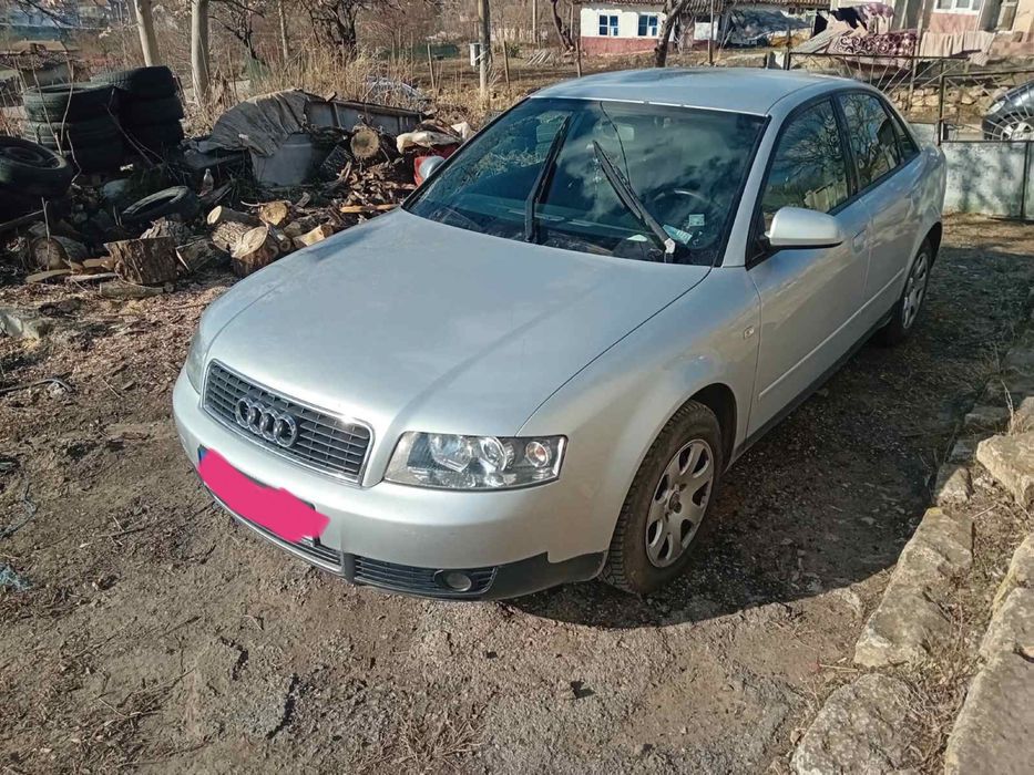Продава се само на части AUDI A4 2.0 бензин