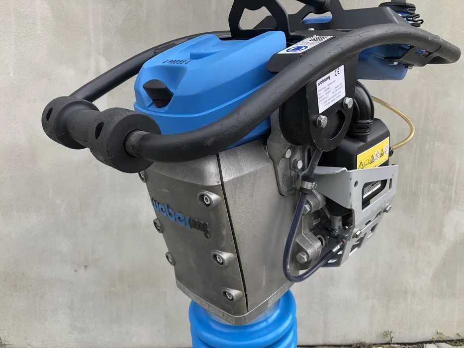 Inchiriez MAI compactor