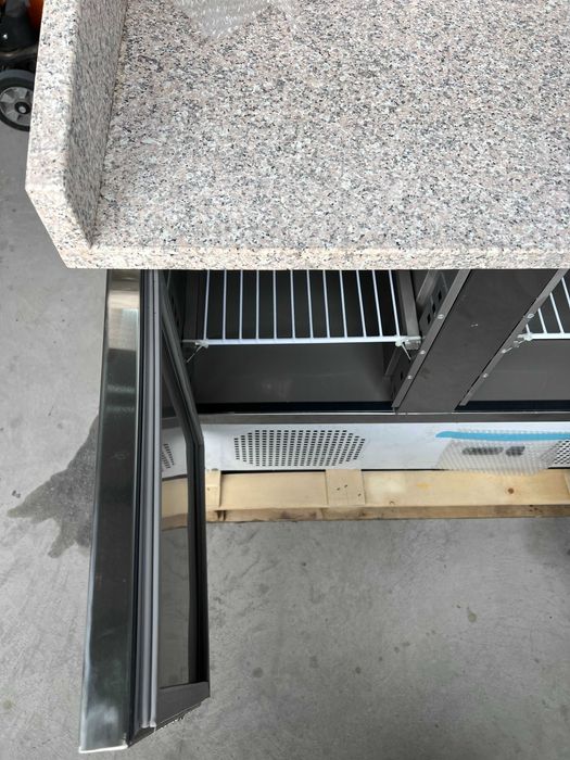 Хладилна пица маса с гранитен плот/Немска/Нова