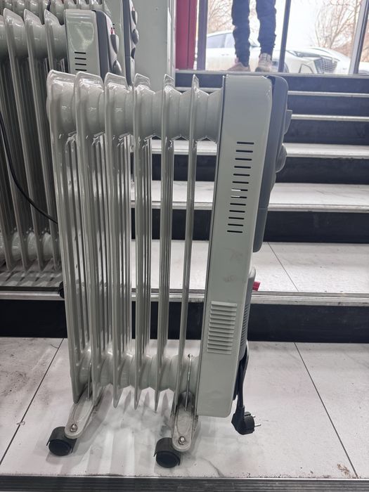 Масляный обогреватель,радиатор