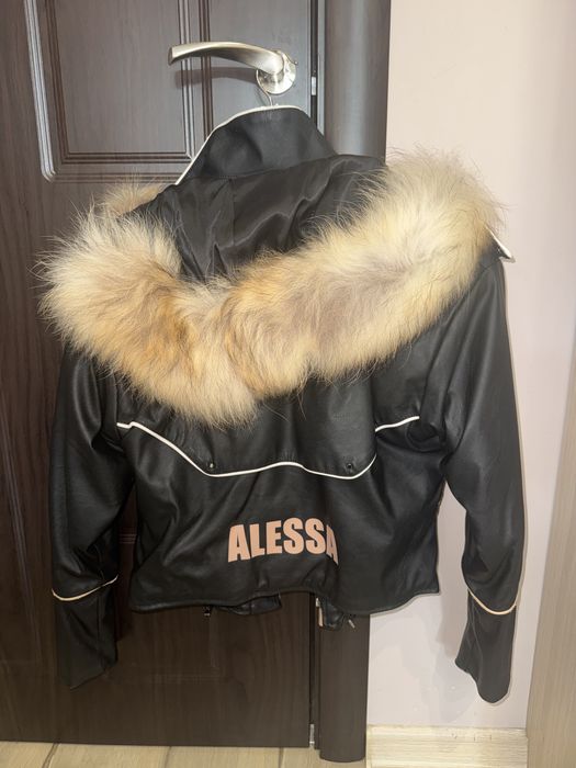 Кожено Яке ALESSA