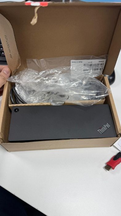 док-станция Lenovo ThinkPad Thunderbolt 3 Workstation Dock Gen 2