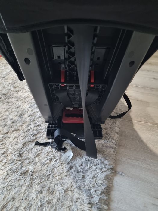 Vand scaun copii Maxi-Cosi ,air protect in stare foarte bună!